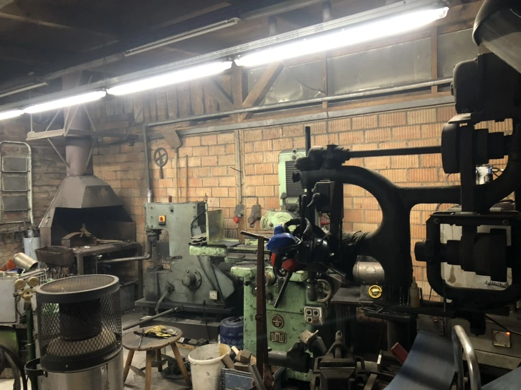 Traditionelle Schmiedewerkzeuge